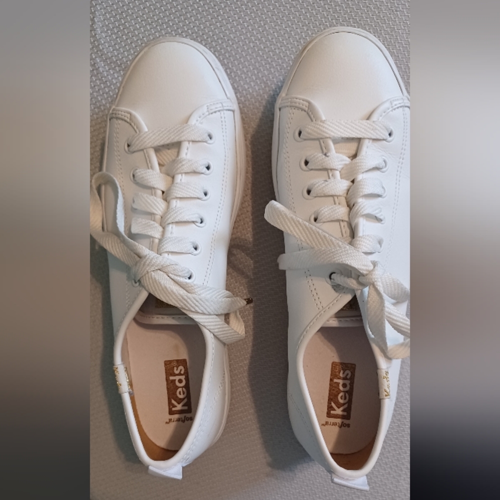 Keds Womens Triple Up White W/Gold Trim Classic Lace-Up Sneakers Sz 7.5